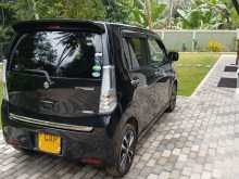 https://riyasewana.com/uploads/suzuki-wagon-r-2015-121571112193.jpg