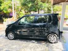 https://riyasewana.com/uploads/suzuki-wagon-r-2015-212144012112.jpg
