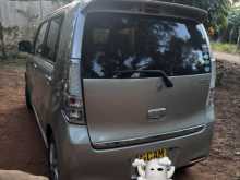 https://riyasewana.com/uploads/suzuki-wagon-r-2015-610163812352.jpg