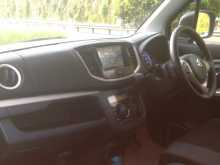 https://riyasewana.com/uploads/suzuki-wagon-r-2015-76443512644.jpg