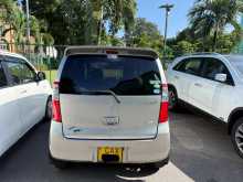 https://riyasewana.com/uploads/suzuki-wagon-r-2016-216385812622.jpg