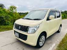 https://riyasewana.com/uploads/suzuki-wagon-r-2016-2717435912412.jpg