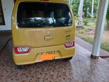 https://riyasewana.com/uploads/suzuki-wagon-r-2017-1110232412692.jpg