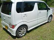 https://riyasewana.com/uploads/suzuki-wagon-r-2017-1213522212212.jpg