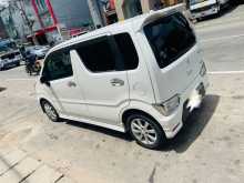 https://riyasewana.com/uploads/suzuki-wagon-r-2017-128124912054.jpg