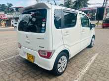 https://riyasewana.com/uploads/suzuki-wagon-r-2017-1310200212263.jpg