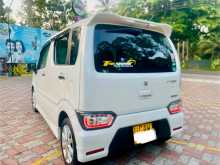https://riyasewana.com/uploads/suzuki-wagon-r-2017-1310222212922.jpg