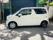 https://riyasewana.com/uploads/suzuki-wagon-r-2017-139175512802.jpg