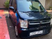 Suzuki Wagon R FX 2017 Car