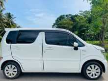 https://riyasewana.com/uploads/suzuki-wagon-r-2017-1614514412773.jpg