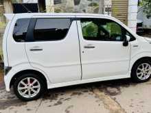 https://riyasewana.com/uploads/suzuki-wagon-r-2017-167401212393.jpg