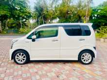 https://riyasewana.com/uploads/suzuki-wagon-r-2017-1820160812883.jpg