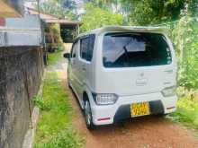 https://riyasewana.com/uploads/suzuki-wagon-r-2017-1820552612852.jpg