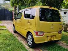 https://riyasewana.com/uploads/suzuki-wagon-r-2017-1917155412692.jpg