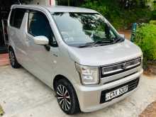 https://riyasewana.com/uploads/suzuki-wagon-r-2017-2018425812342.jpg