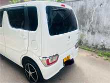 https://riyasewana.com/uploads/suzuki-wagon-r-2017-2110034412554.jpg