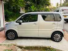 https://riyasewana.com/uploads/suzuki-wagon-r-2017-2316242412924.jpg