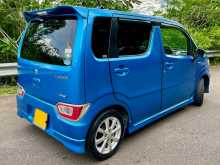 https://riyasewana.com/uploads/suzuki-wagon-r-2017-2520465112184.jpg