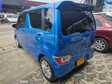 https://riyasewana.com/uploads/suzuki-wagon-r-2017-27205212742.jpg