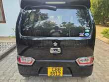 https://riyasewana.com/uploads/suzuki-wagon-r-2017-27554612872.jpg
