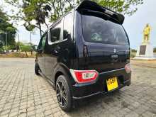 https://riyasewana.com/uploads/suzuki-wagon-r-2017-2812012912412.jpg