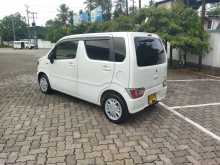 https://riyasewana.com/uploads/suzuki-wagon-r-2017-417401812674.jpg