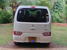 https://riyasewana.com/uploads/suzuki-wagon-r-2017-49414012442.jpg