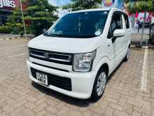 https://riyasewana.com/uploads/suzuki-wagon-r-2017-514201712672.jpg