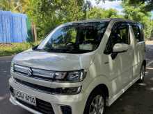 https://riyasewana.com/uploads/suzuki-wagon-r-2017-611450312882.jpg