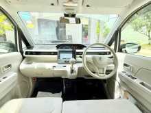 https://riyasewana.com/uploads/suzuki-wagon-r-2017-67435212593.jpg
