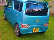https://riyasewana.com/uploads/suzuki-wagon-r-2017-817091012552.jpg