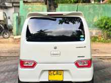https://riyasewana.com/uploads/suzuki-wagon-r-2017-917393512553.jpg