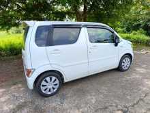 https://riyasewana.com/uploads/suzuki-wagon-r-2017-919000412754.jpg