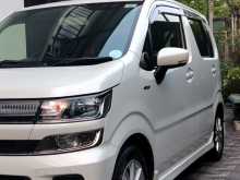 Suzuki WAGON R FZ PREMIUM 2018 Car