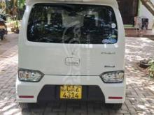 https://riyasewana.com/uploads/suzuki-wagon-r-2018-121347031249415.jpg