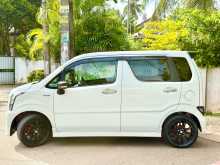 https://riyasewana.com/uploads/suzuki-wagon-r-2018-1214174212804.jpg