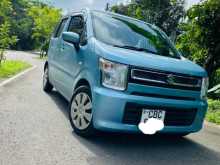 https://riyasewana.com/uploads/suzuki-wagon-r-2018-1221311212292.jpg