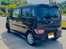 https://riyasewana.com/uploads/suzuki-wagon-r-2018-1414322912643.jpg