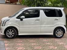 https://riyasewana.com/uploads/suzuki-wagon-r-2018-1819204312352.jpg