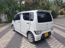 https://riyasewana.com/uploads/suzuki-wagon-r-2018-2412483712974.jpg