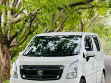 https://riyasewana.com/uploads/suzuki-wagon-r-2018-2414365112723.jpg