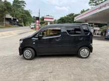 https://riyasewana.com/uploads/suzuki-wagon-r-2018-2519463512384.jpg