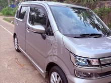 https://riyasewana.com/uploads/suzuki-wagon-r-2018-2585559121547.jpg