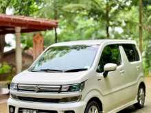 Suzuki Wagon R FZ PREMIUM 2018 Car