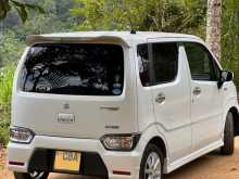 https://riyasewana.com/uploads/suzuki-wagon-r-2018-2716351812722.jpg