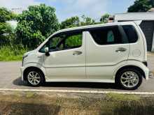 https://riyasewana.com/uploads/suzuki-wagon-r-2018-2820033512354.jpg
