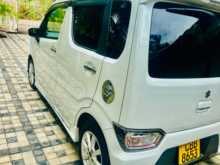 https://riyasewana.com/uploads/suzuki-wagon-r-2018-2913594112842.jpg