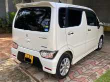 https://riyasewana.com/uploads/suzuki-wagon-r-2018-3017174212992.jpg