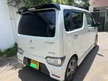 https://riyasewana.com/uploads/suzuki-wagon-r-2018-309504912344.jpg