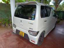 https://riyasewana.com/uploads/suzuki-wagon-r-2018-415590912742.jpg